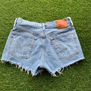 Levi's Size 26 Cutoff Shorts